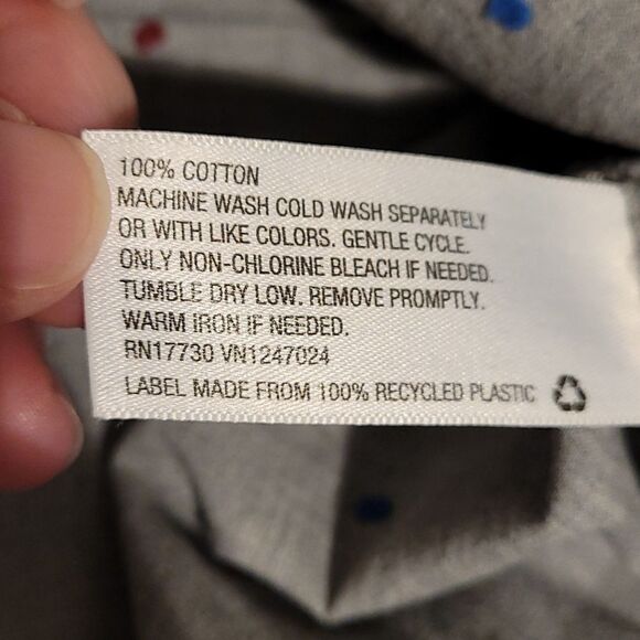 Goodfellow & CO red and blue dotted men's long sleeve button up shirt - Picture 6 of 6